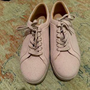 𝅺Fitflop tennis shoes rally sneakers Women 9 - lavender